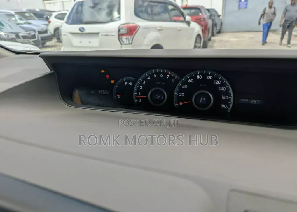 Toyota Noah 2009 Silver