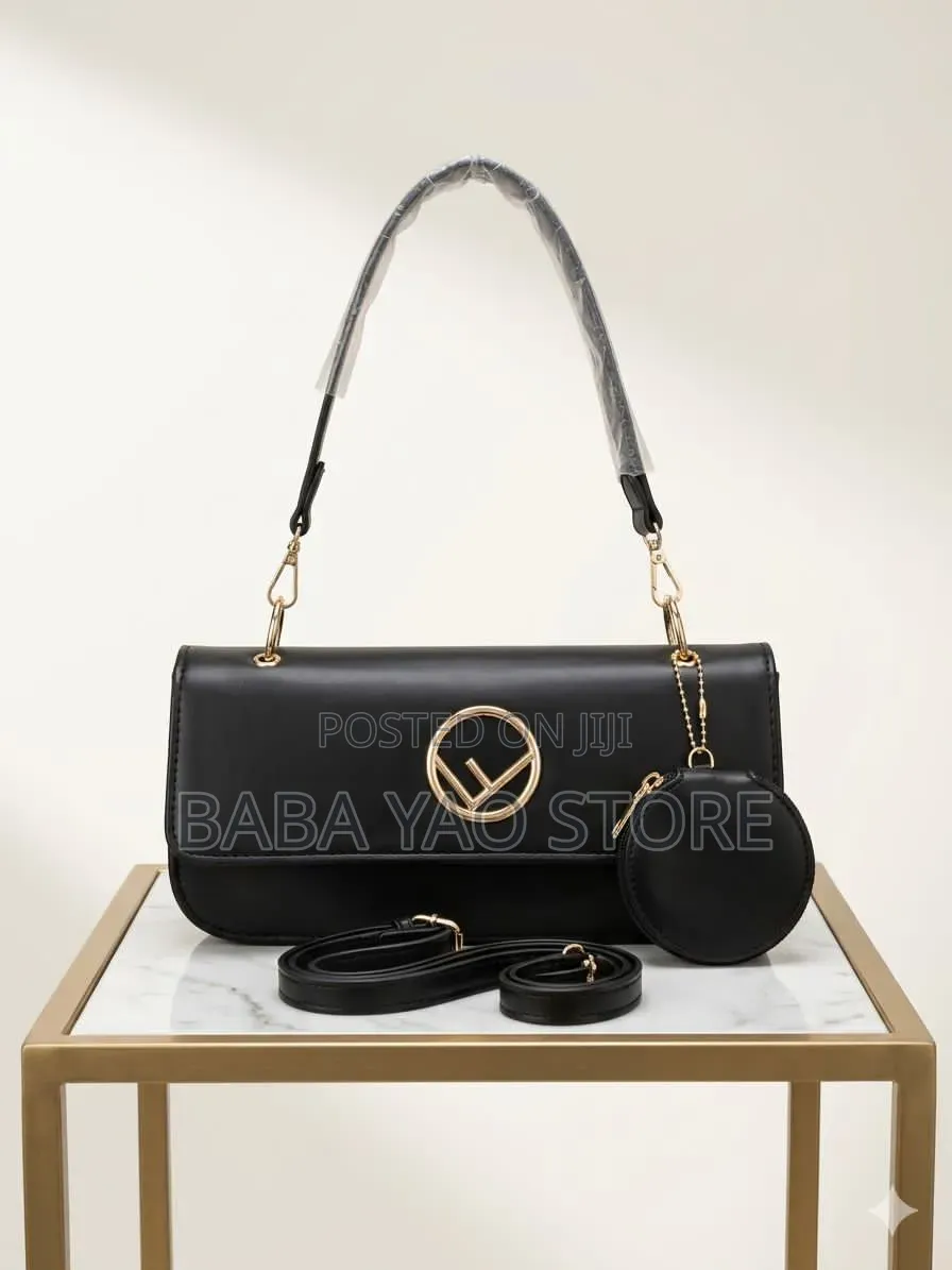 Female' Shoulder Bags of 2024/Office and Street Outfits