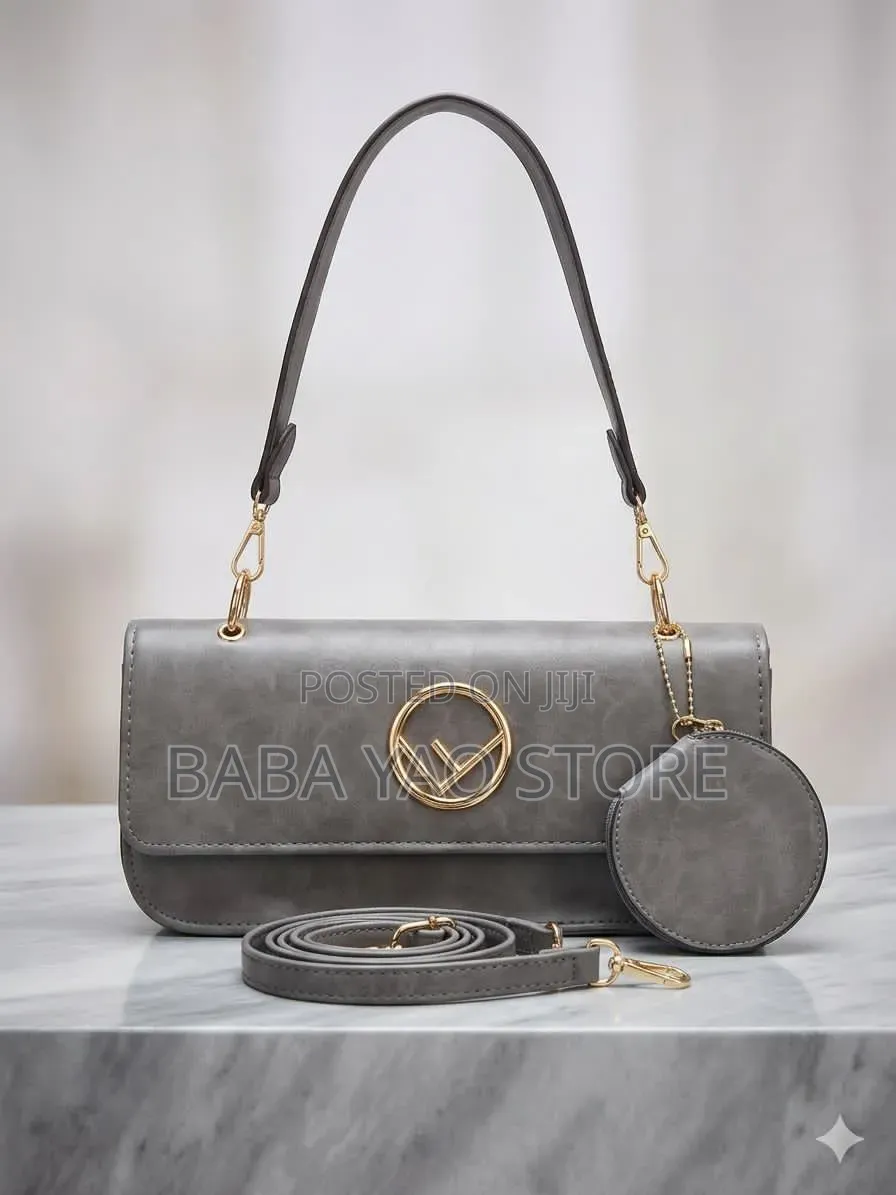 Female' Shoulder Bags of 2024/Office and Street Outfits