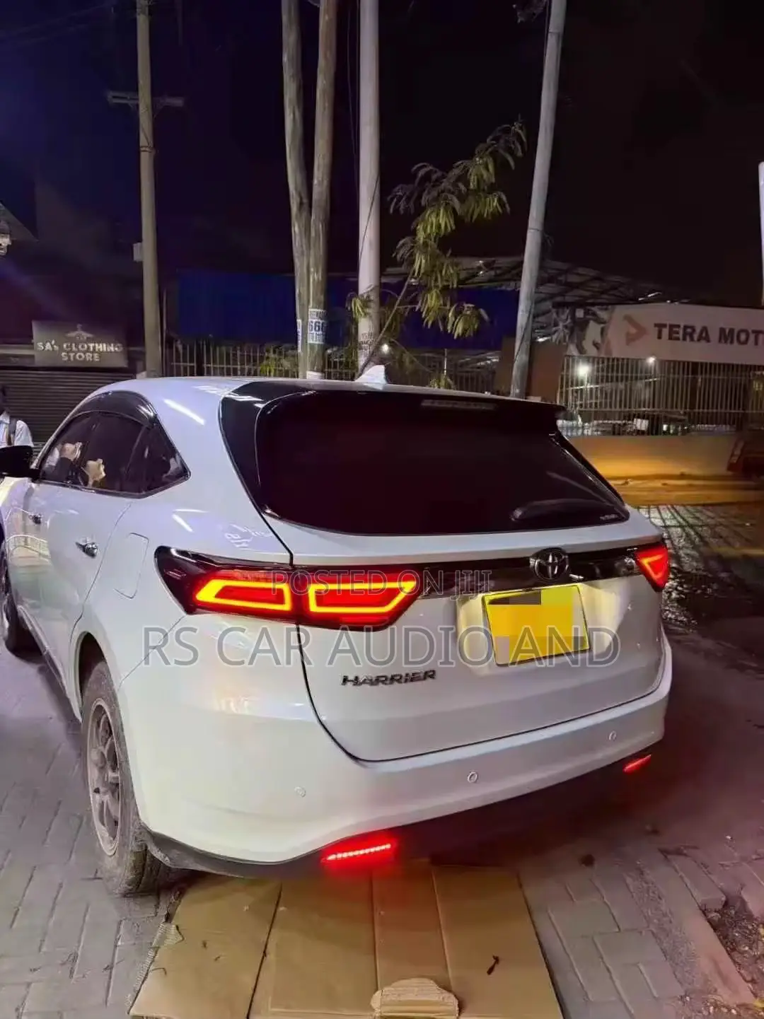 Toyota Harrier Aftermarket Tail Lights
