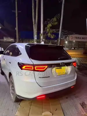 Toyota Harrier Aftermarket Tail Lights