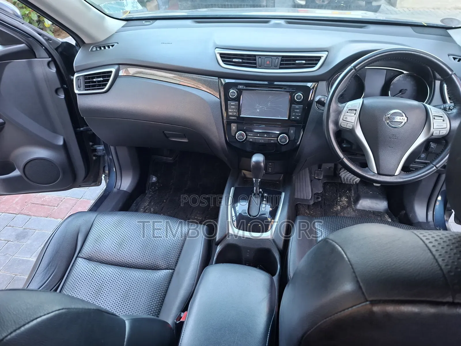 Nissan X-Trail 2014 Gray