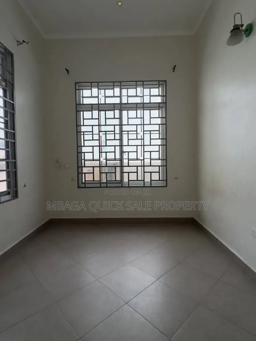 2bdrm Apartment in Makongo, Goba for rent