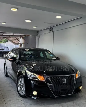 Toyota Crown 2014 Black