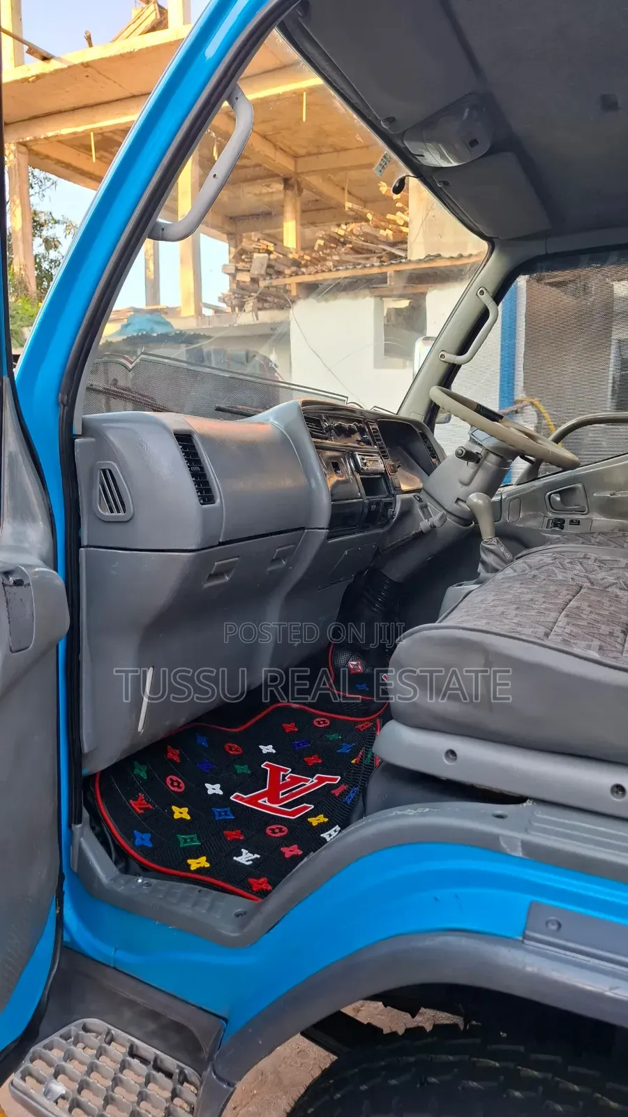Mitsubishi Canter 4d33 for Sale 43m