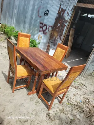 Dinning Table Viti Vinne