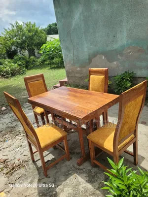 Dinning Table Viti Vinne