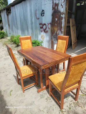 Dinning Table Viti Vinne