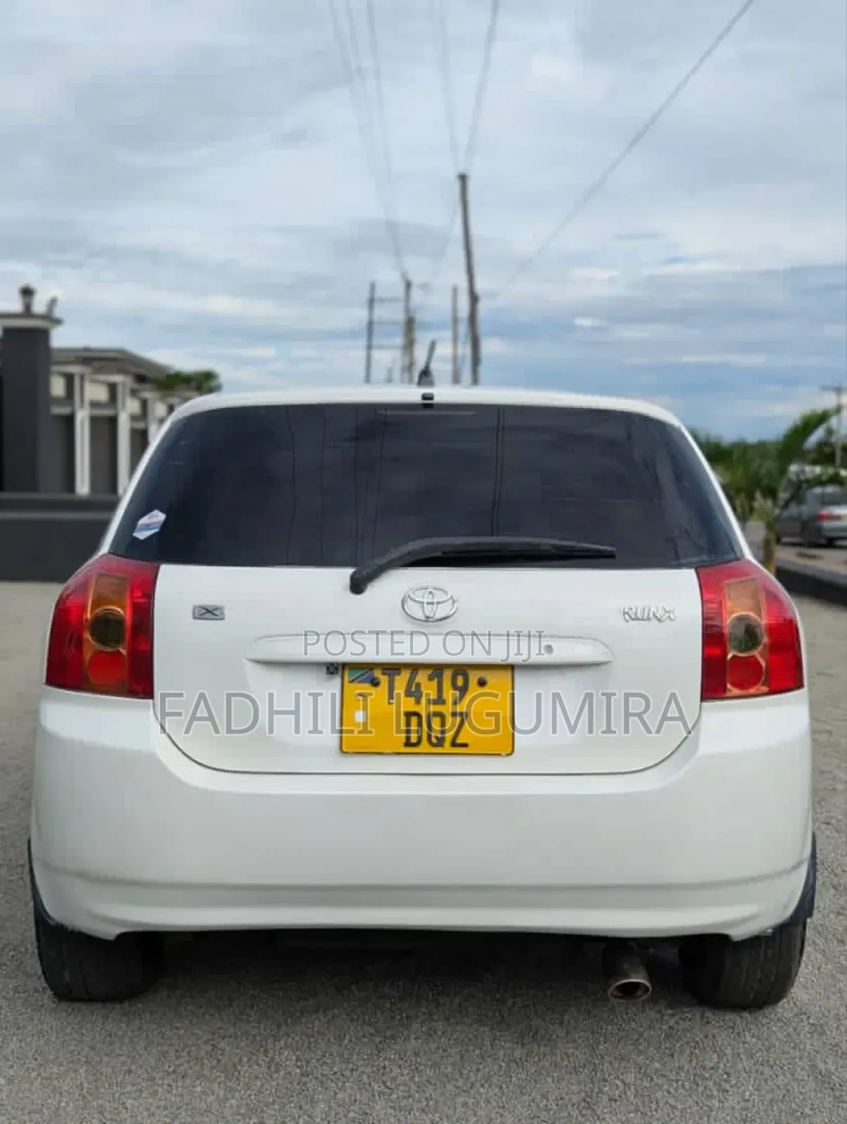 Toyota Corolla RunX 2004 White