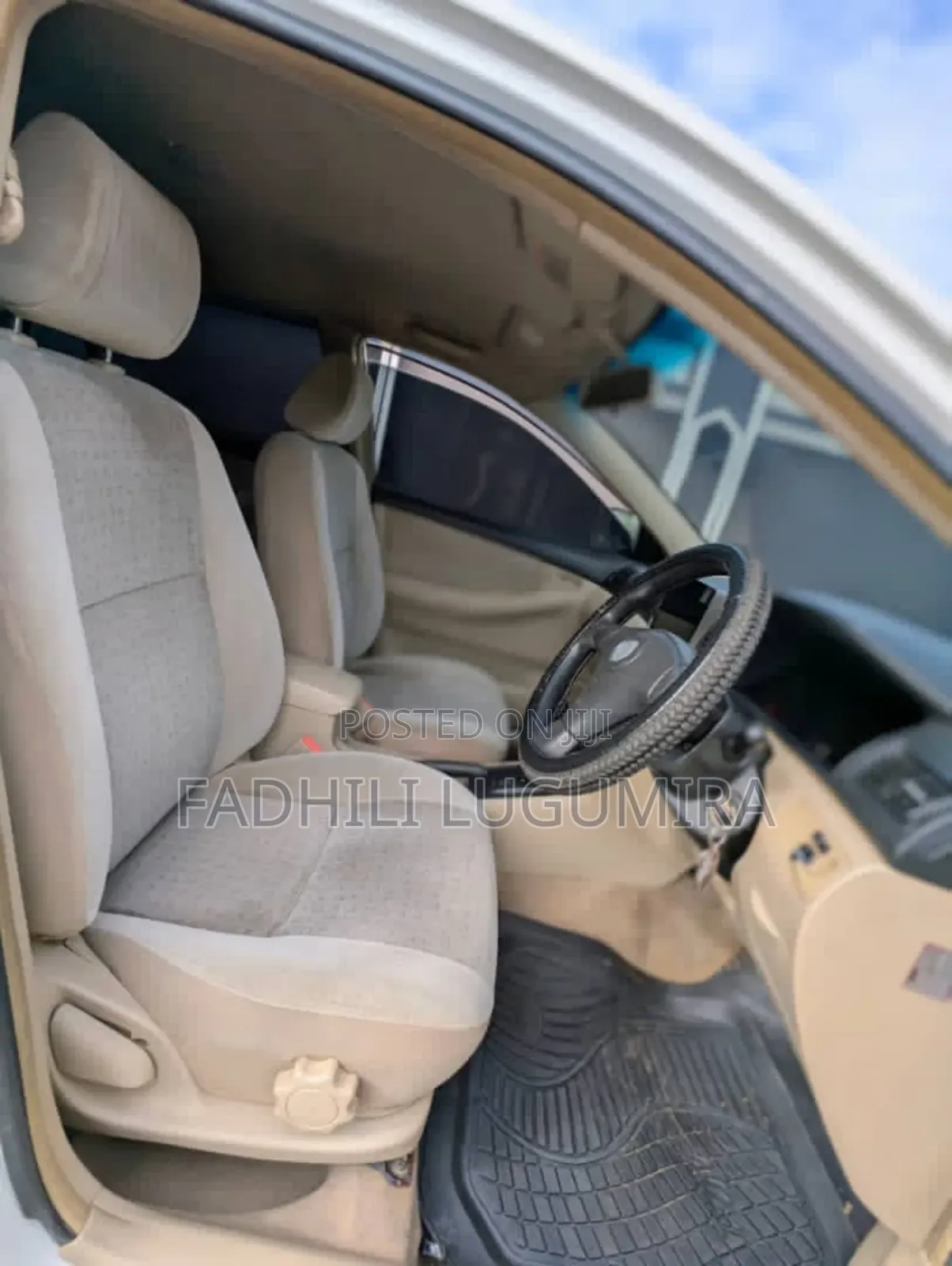Toyota Corolla RunX 2004 White