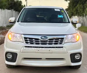 Subaru Forester 2.0D X 2011 Pearl