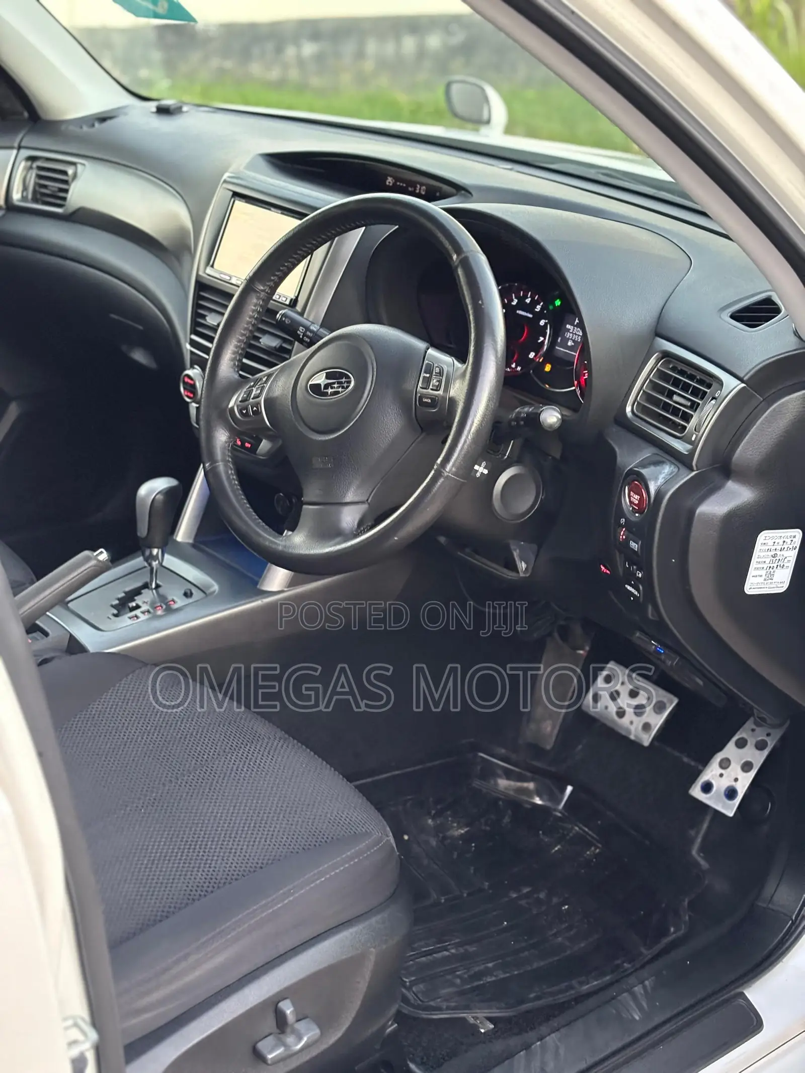 Subaru Forester 2.0D X 2011 Pearl