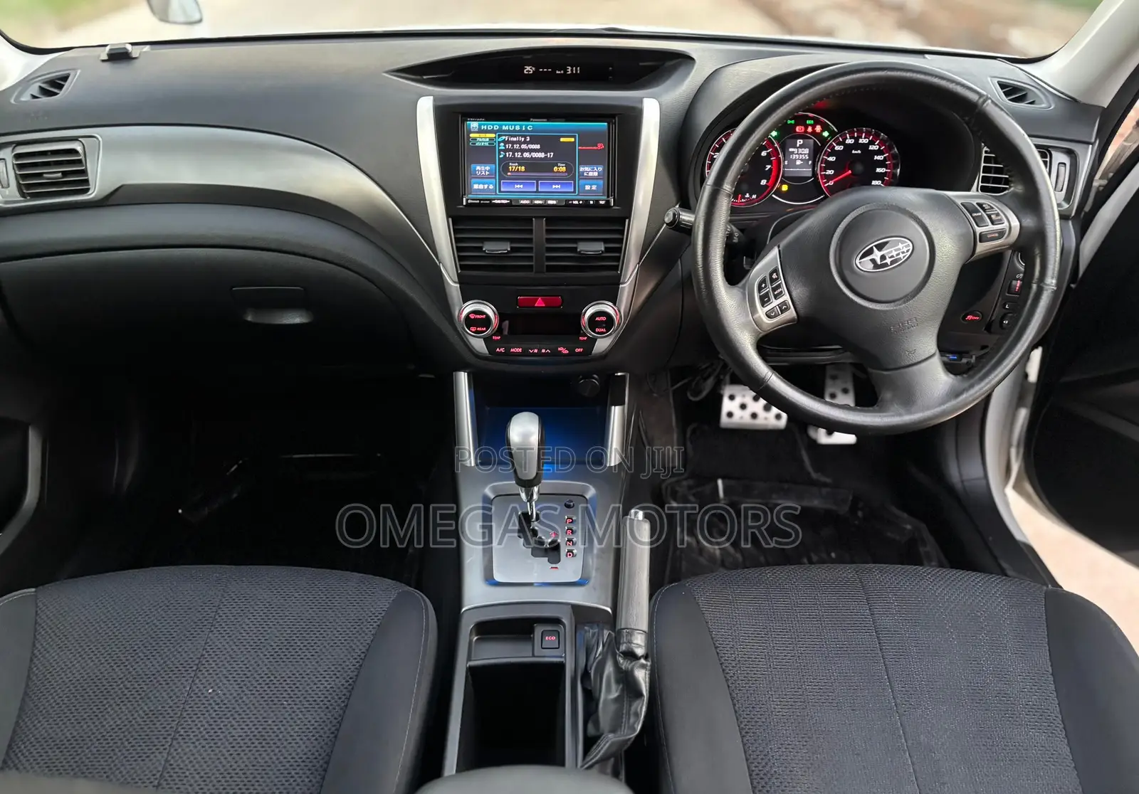 Subaru Forester 2.0D X 2011 Pearl