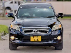 Toyota Vanguard 2012 Black