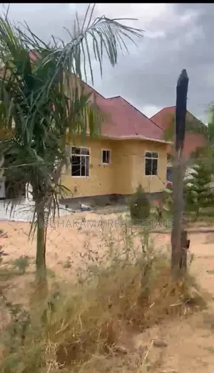 3bdrm House in Mchakama Real Estate, Fufu for sale