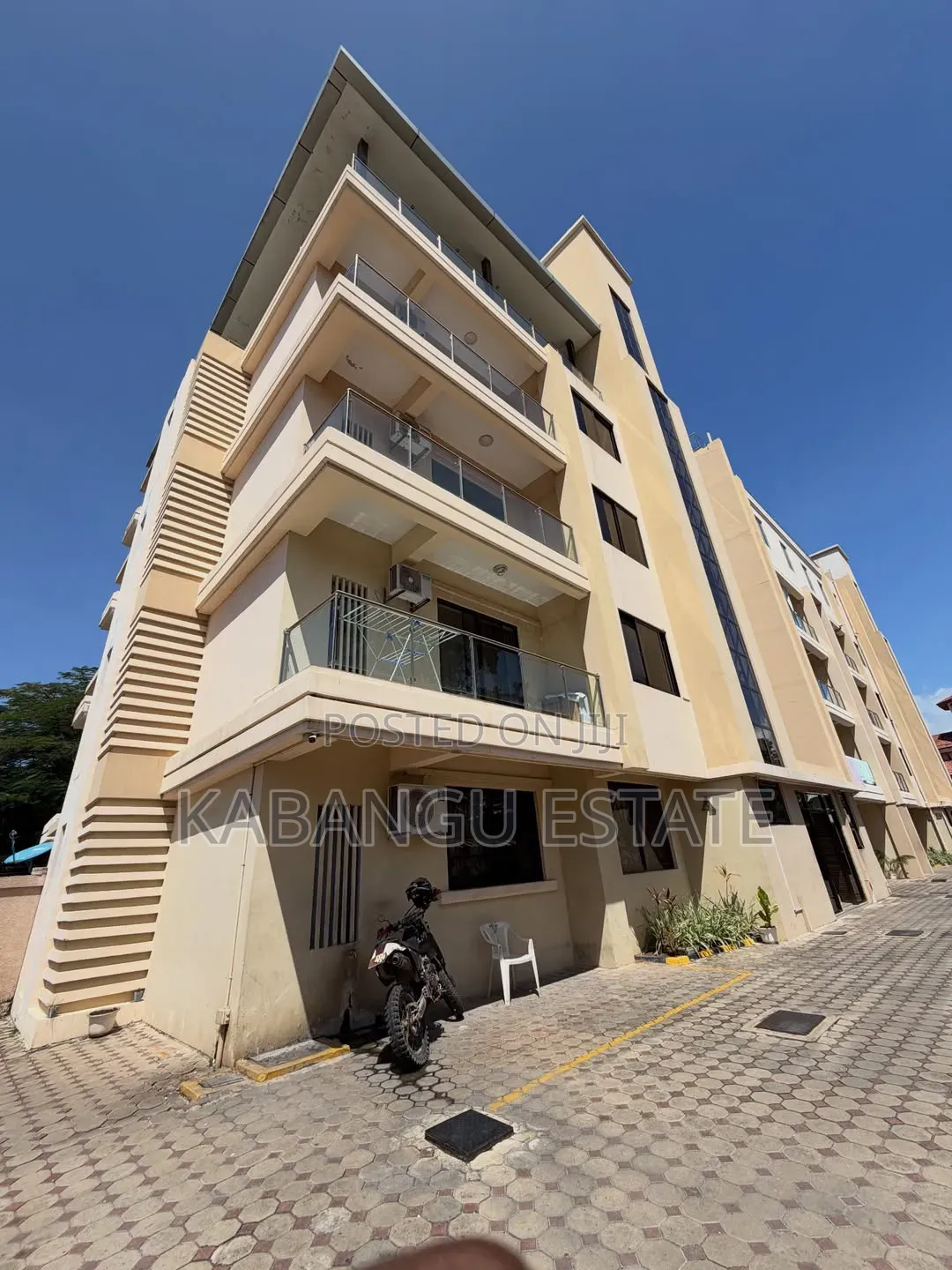 Furnished 3bdrm Apartment in Masaki for rent