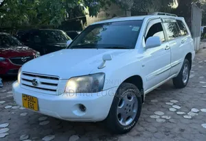 Toyota Kluger 2005 White