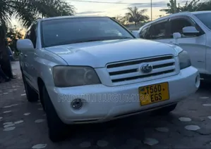 Toyota Kluger 2005 White