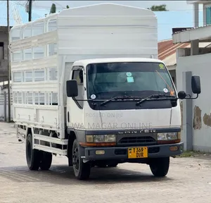 Mitsubishi Canter 1998 White
