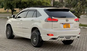Toyota Harrier 2007 White