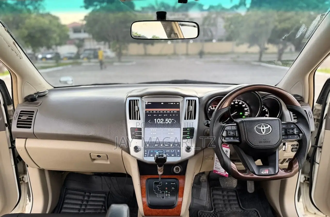 Toyota Harrier 2007 White