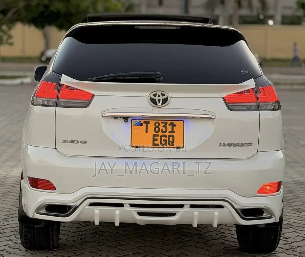 Toyota Harrier 2007 White