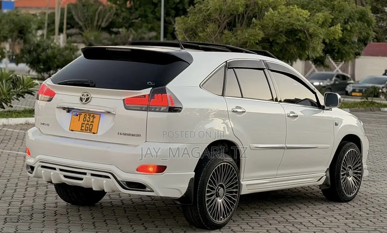 Toyota Harrier 2007 White