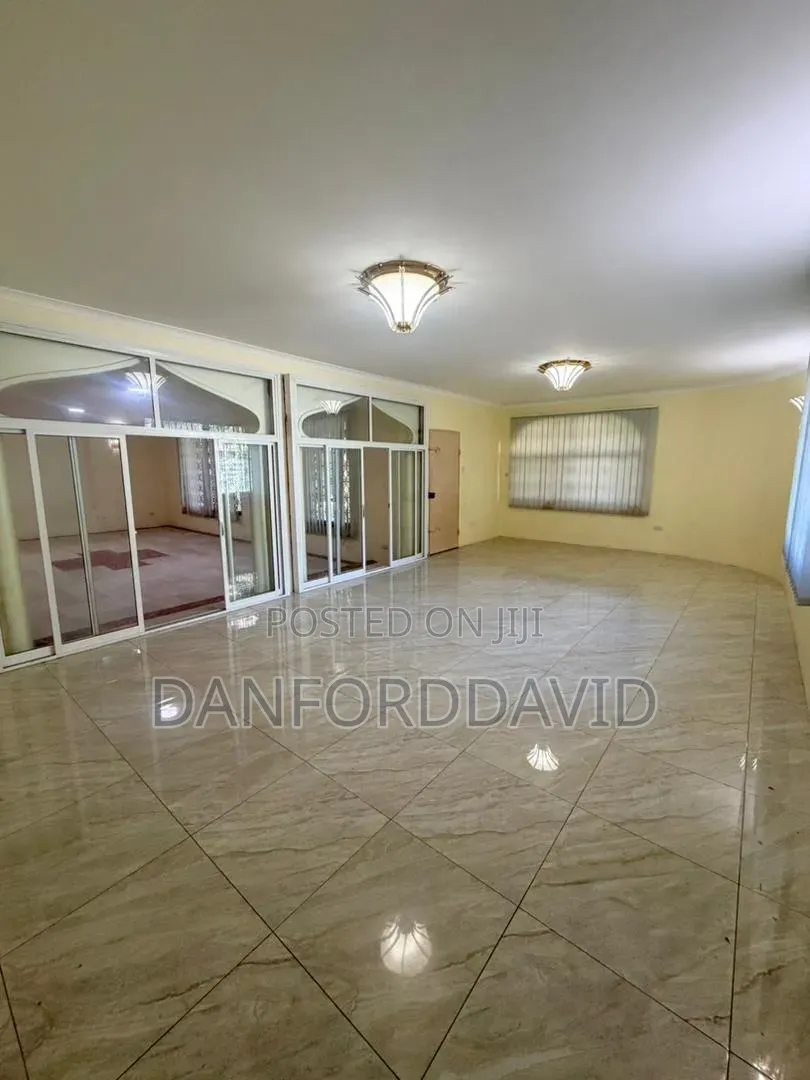 5bdrm House in Kahwa Real Estate, Masaki for rent