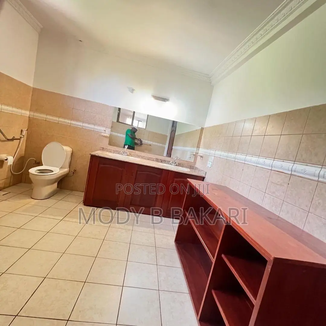 5bdrm House in Mbezi Beach for rent