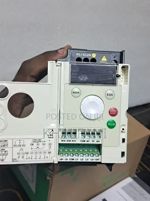 Variable Frequency Drive (Vfd) 0.75 Kw Input220v--Output 220v- 3phase