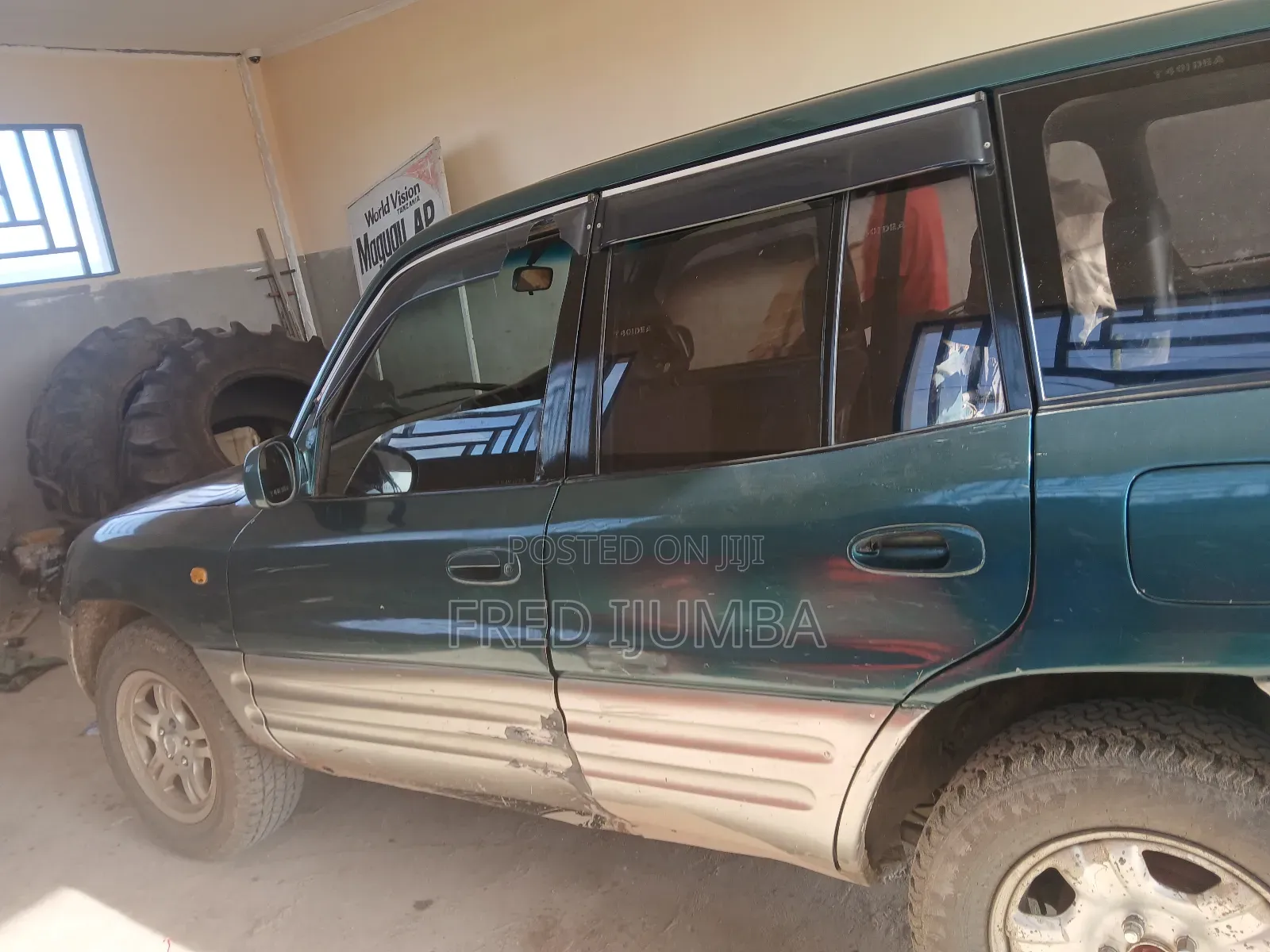 Toyota RAV4 2004 Green