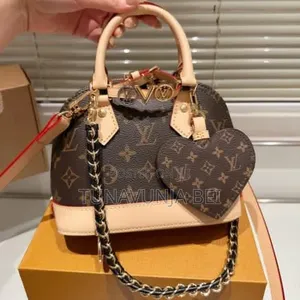 Lv Handbags  Quality Material