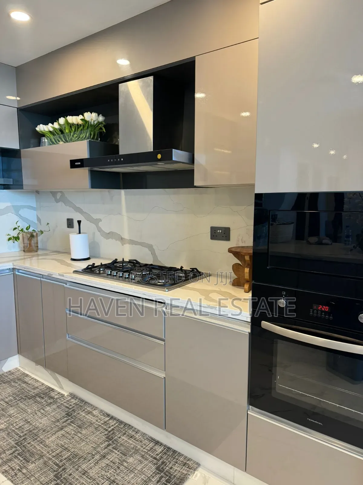 Furnished 4bdrm Apartment in Masaki for sale