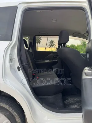 Toyota Ractis 2009 Pearl