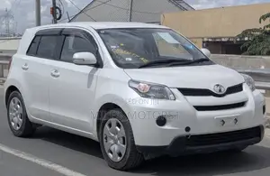 Toyota IST 2008 White