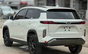 Toyota Urban Cruiser 2025 Off white