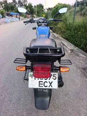 Honda CB 2025 Blue