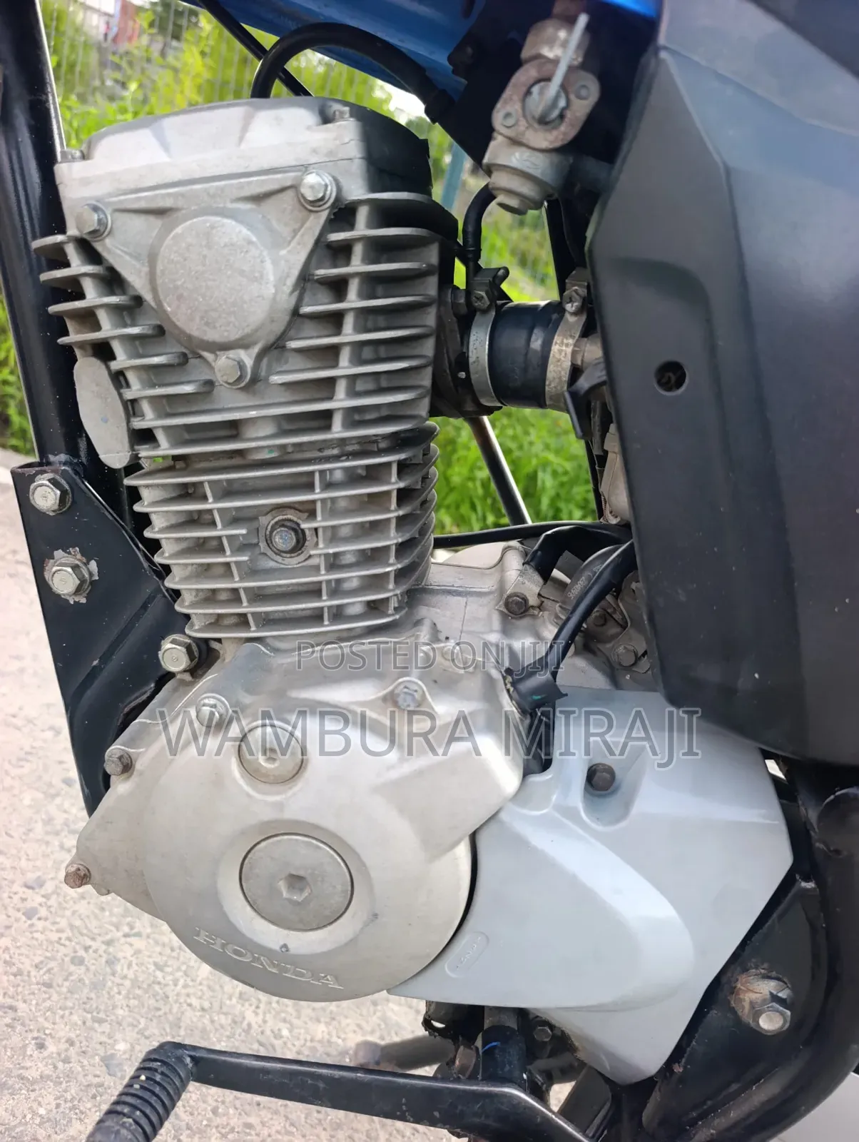 Honda CB 2025 Blue