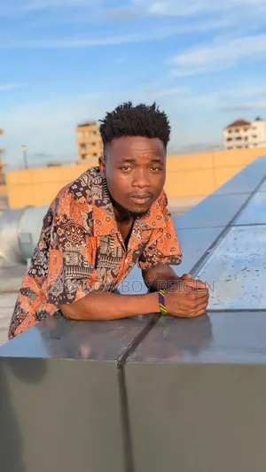 Naomba Kazi Nahidi Kufanya Kazi Bila Usumbufu Wowote