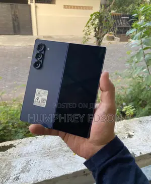 New Samsung Galaxy Z Fold6 256 GB Black