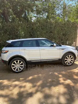 Land Rover Range Rover 2015 White