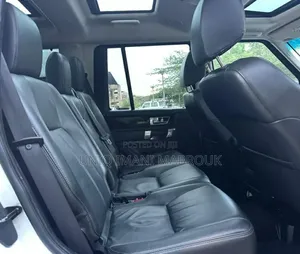 Land Rover Discovery 2015 White