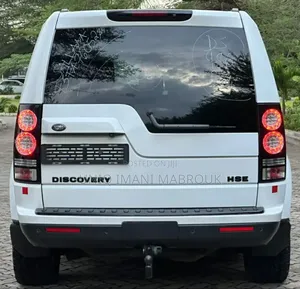 Land Rover Discovery 2015 White