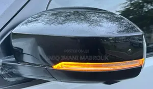 Land Rover Discovery 2015 White