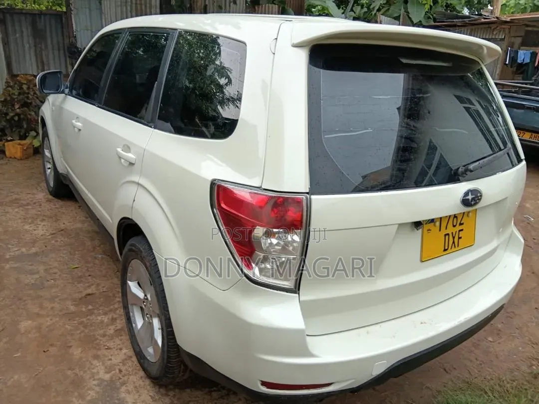 Subaru Forester 2009 White