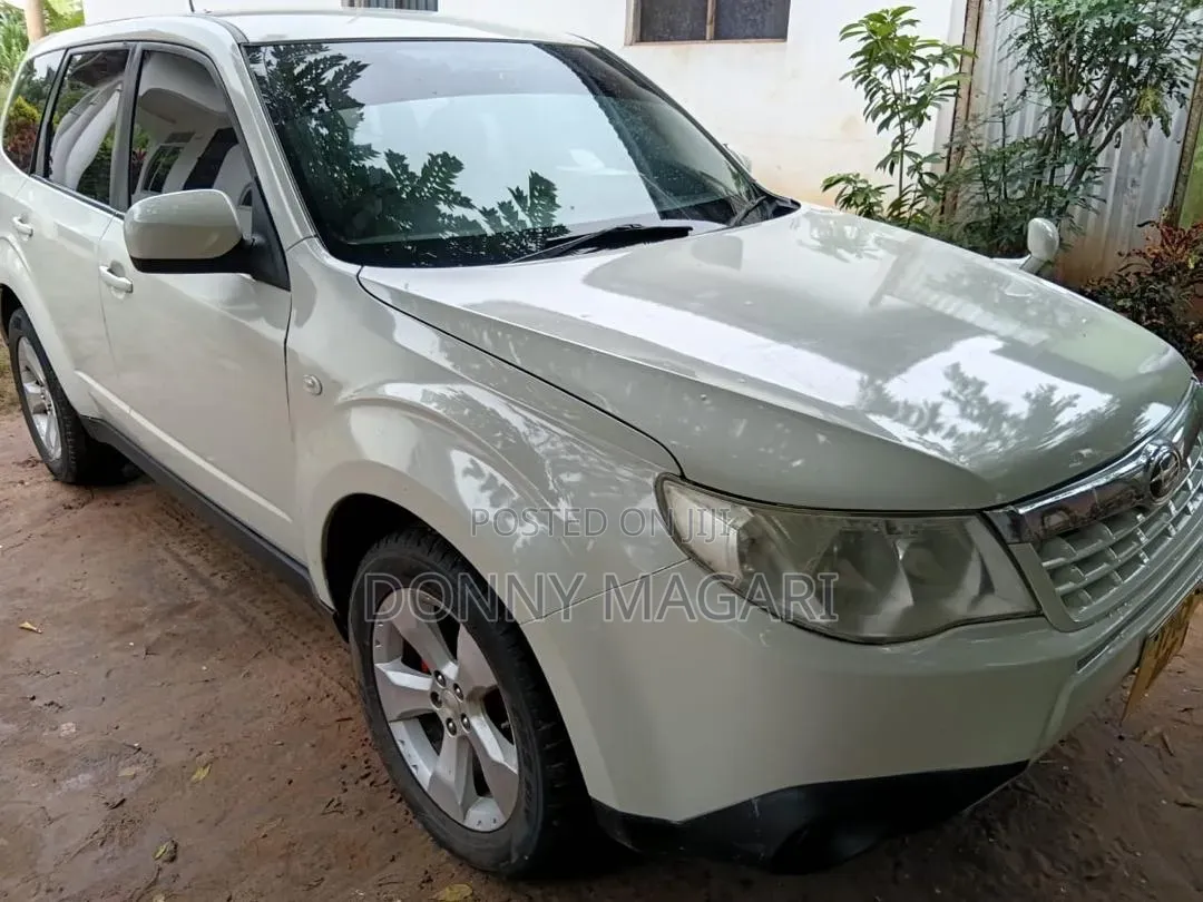 Subaru Forester 2009 White