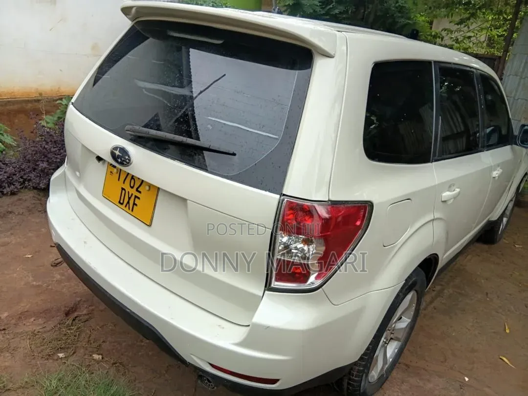 Subaru Forester 2009 White
