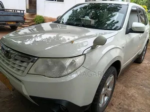 Subaru Forester 2009 White