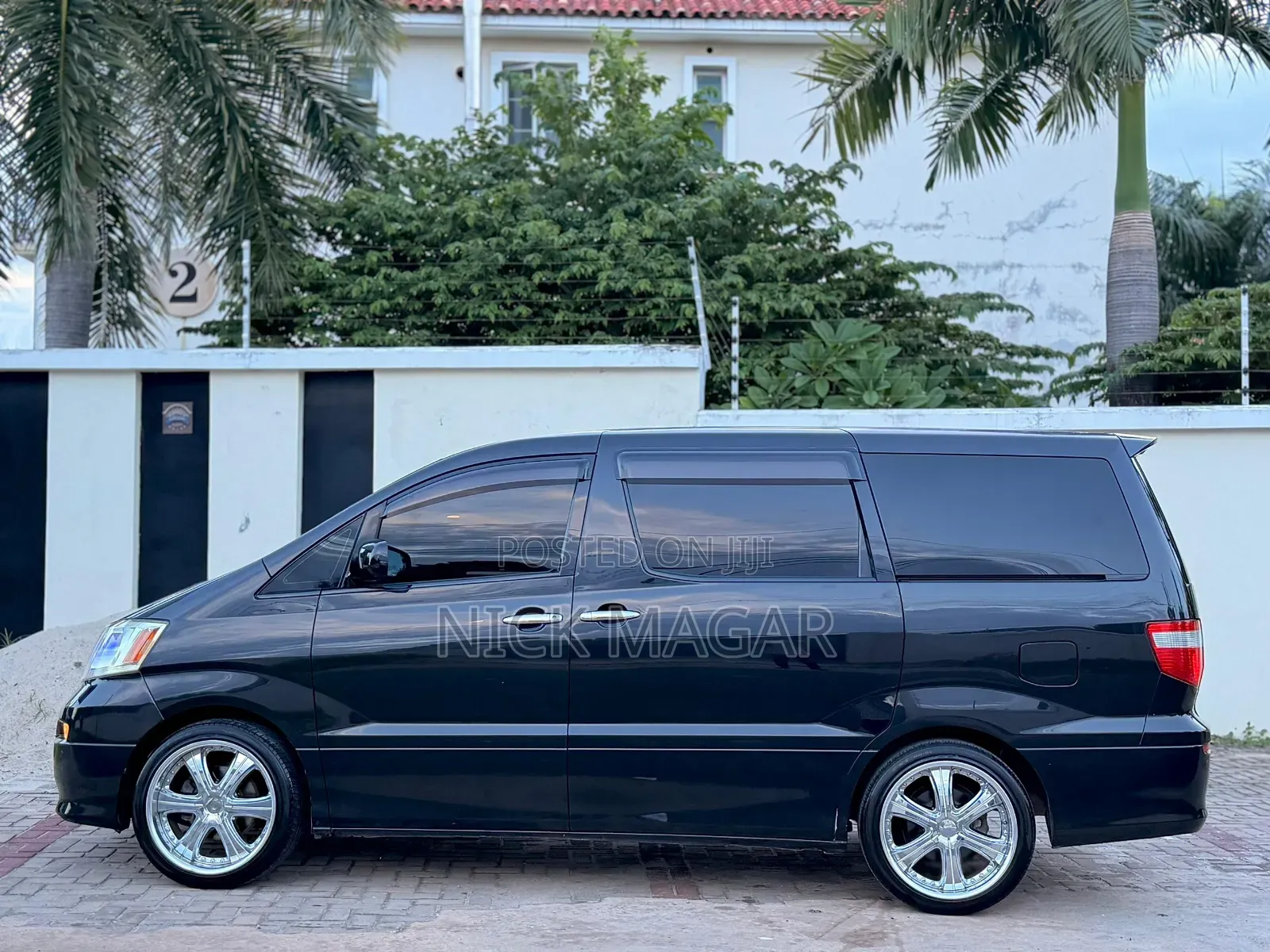 Toyota Alphard 2005 Black
