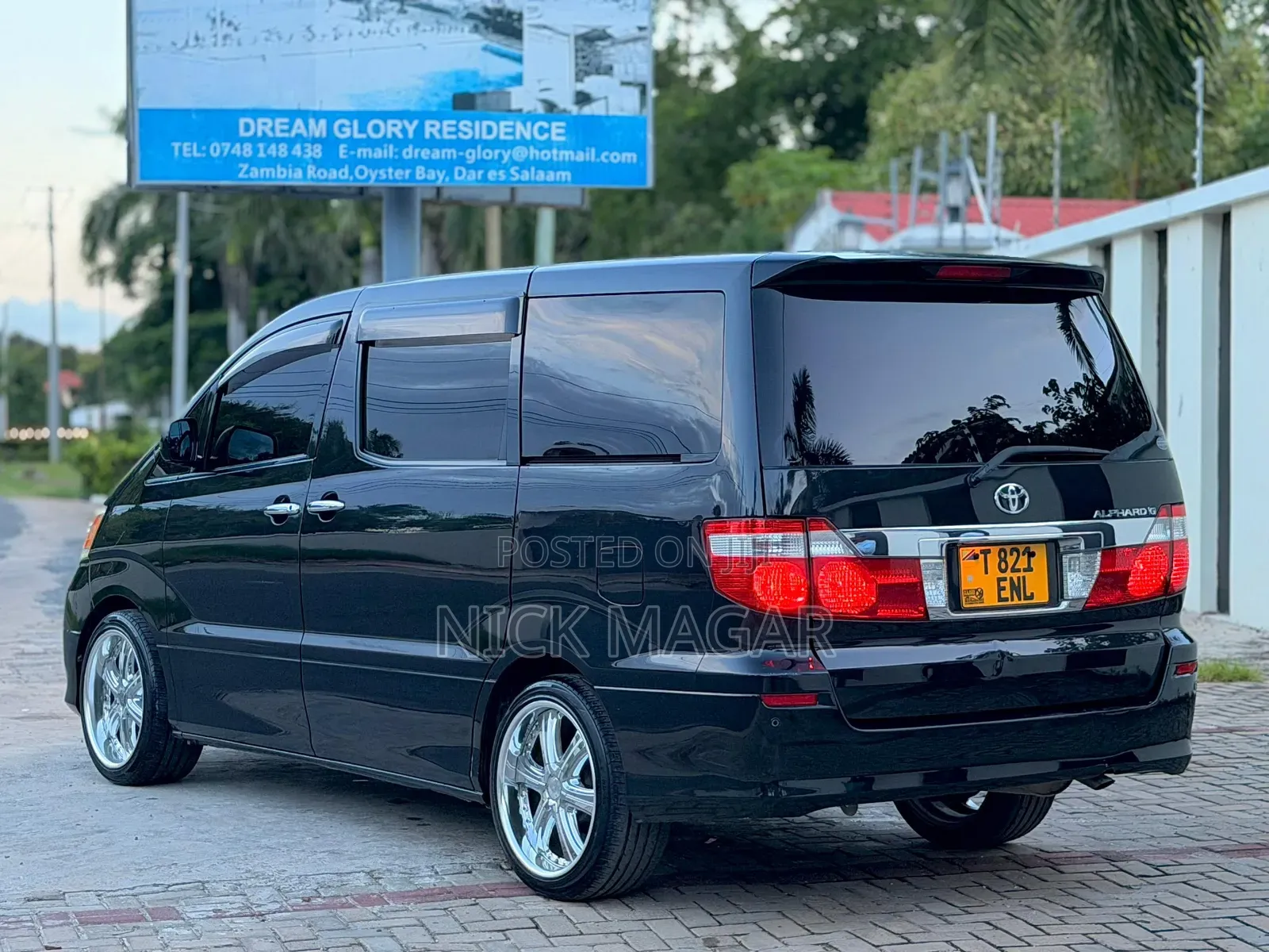 Toyota Alphard 2005 Black